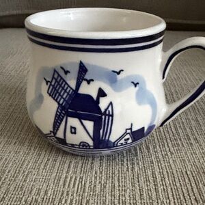Vintage Delft Mug Floral & Windmill